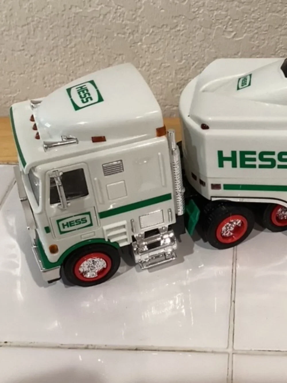 Hess Truck with Space Shuttle‎ & Satellite 14
